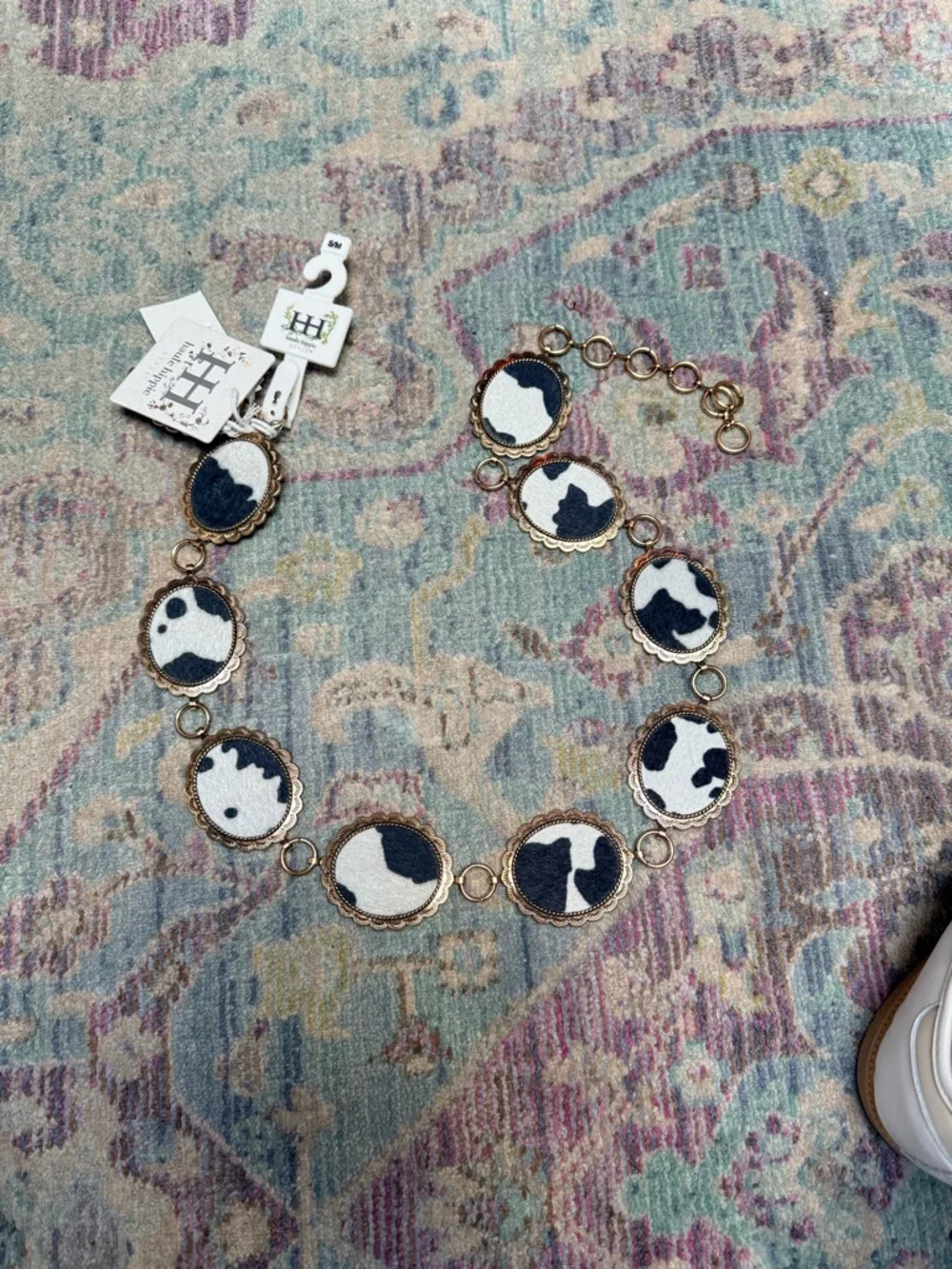 Haute Hippie bold oval